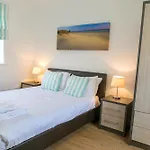 The Bay Village By Away 4*