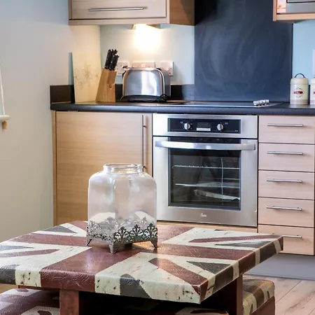 The Bay Village By Away 4* Filey