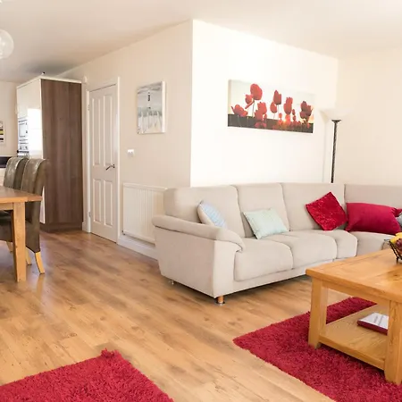 The Bay Village By Away 4*