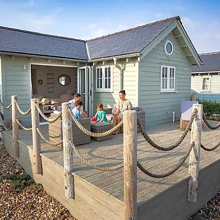The Bay Village By Away Station touristique