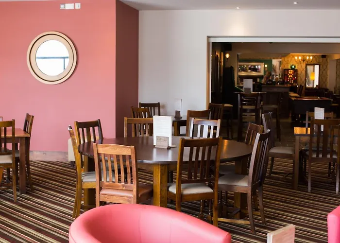 The Bay Village By Away