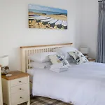 The Bay Village By Away
