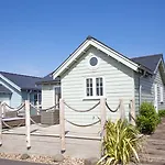 Resort The Bay Village By Away 4*