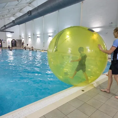 Resort The Bay Village